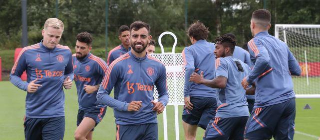 记者：齐尔克泽有可能会离队，曼联有信心从他身上收回转会费（名记：齐尔克泽或将离队，曼联有信心回收转会费）