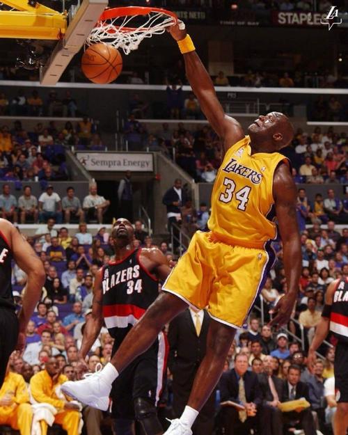 现在米兰是否会是联赛冠军头号热门？里奇：不能这么说（米兰是联赛夺冠最大热门？里奇：言之过早）