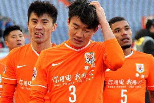 波媒：佛罗伦萨有意斯佩齐亚的波兰国脚维希涅夫斯基（波兰媒体：佛罗伦萨有意引进斯佩齐亚波兰国脚维希涅夫斯基）