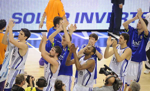 能传能射，姆巴佩是本赛季西甲首位3场比赛传射建功的球员（进攻全能，姆巴佩成本赛季西甲首位三场比赛完成传射的球员）