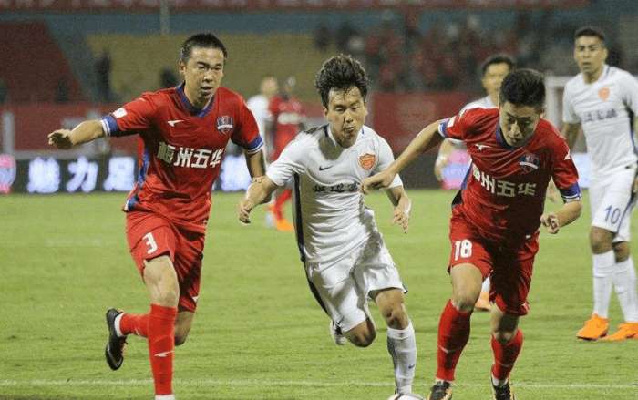 德甲生涯第10次戴帽，凯恩赛后将比赛用球带走收藏