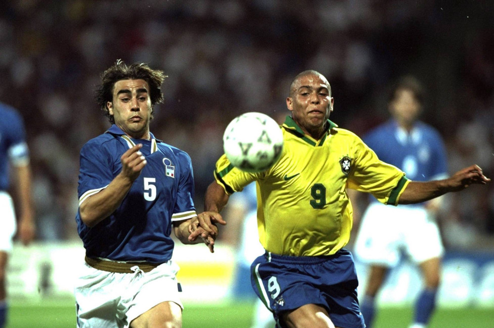 重新排序NBA历史五大传奇球星，科比未入选 魔术师垫底 乔丹居首